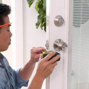 how-to-install-a-door-lock-step-1